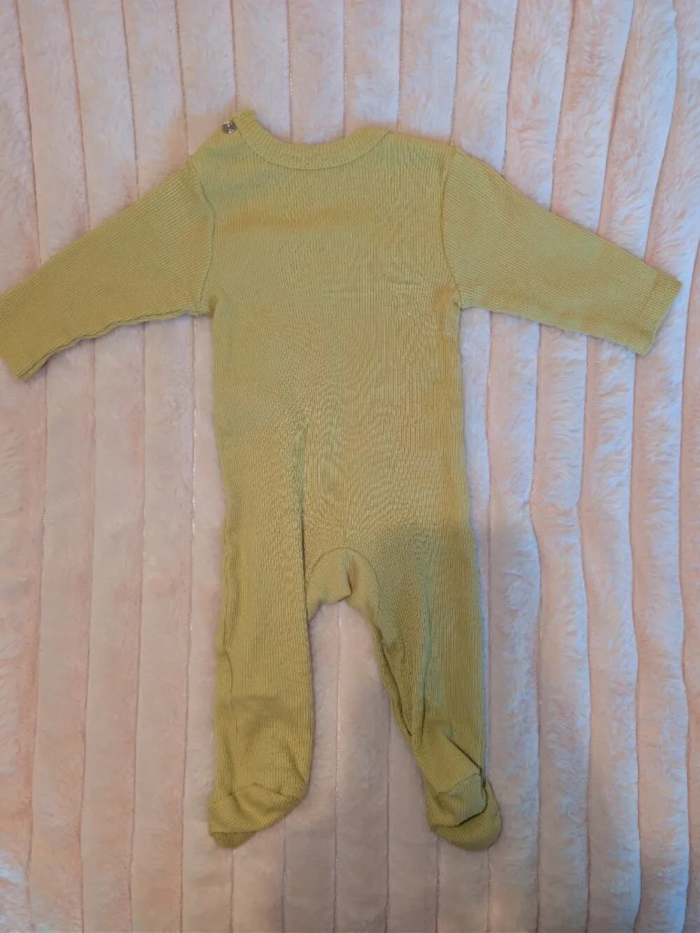 6 Piece Newborn Baby Girl Bodysuit Lot Mixed Brands